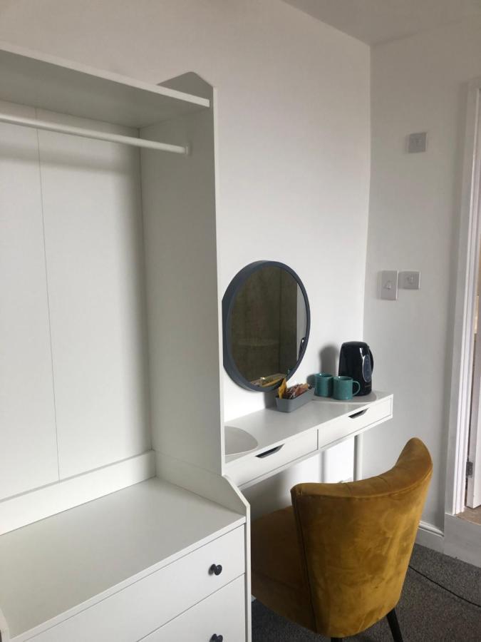 Hotel The Lion Broseley Esterno foto