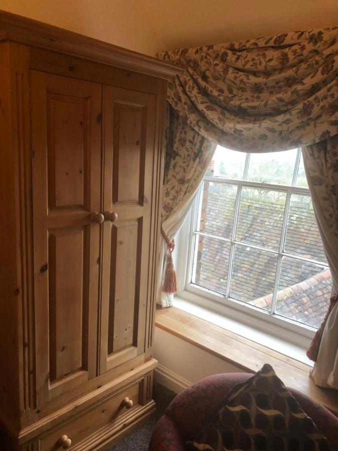 Hotel The Lion Broseley Esterno foto