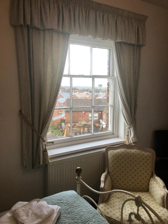 Hotel The Lion Broseley Esterno foto